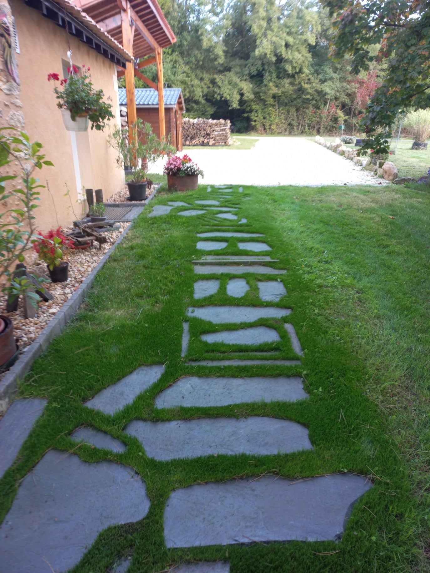 Opus incertum en ardoise irrégulière M²